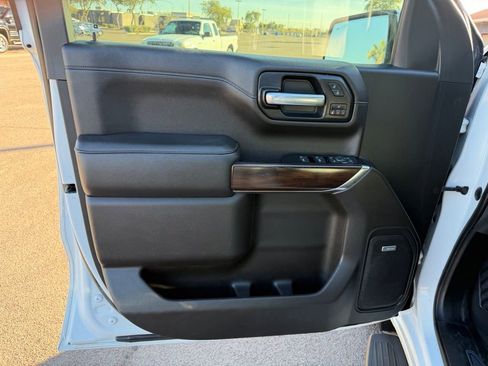 Used 2019 GMC Sierra 1500 SLT image 22