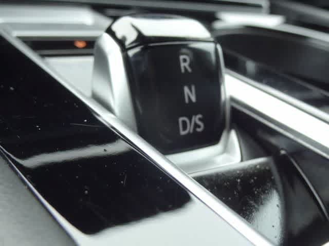 Used 2024 Volkswagen Atlas SE AWD/4WD image 33