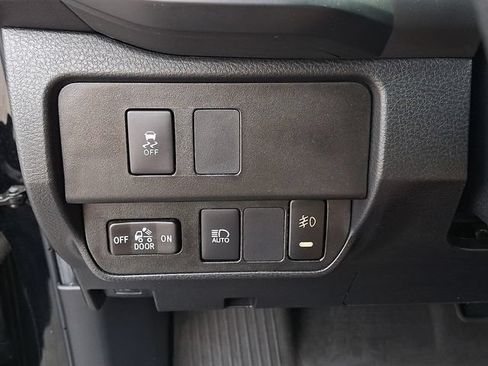 Used 2023 Toyota Tacoma SR AWD/4WD image 25