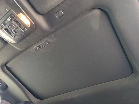 Used 2021 Toyota Highlander XSE AWD/4WD image 18