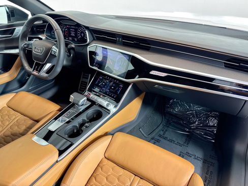 Used 2024 Audi RS 7 Performance image 28