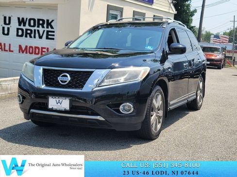 Used 2014 Nissan Pathfinder Platinum w/ Platinum Premium Package AWD/4WD image 3