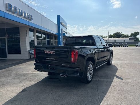 Used 2025 GMC Sierra 1500 Denali w/ Denali Reserve Package AWD/4WD image 4
