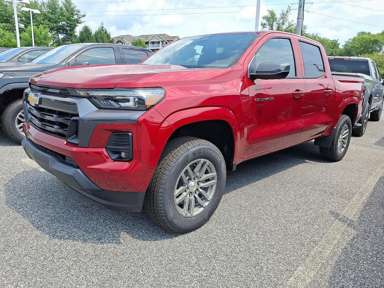 New 2026 Chevrolet Colorado LT w/ LT Convenience Package AWD/4WD image 3