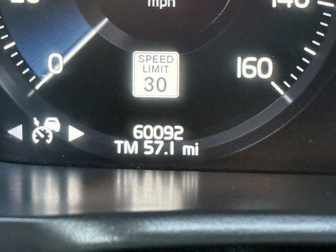 Used 2021 Volvo XC90 T8 Inscription w/ Protection Package Premier image 40