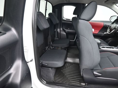 Used 2021 Toyota Tacoma SR5 image 46