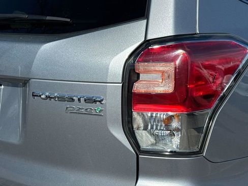 Used 2017 Subaru Forester 2.5i Limited w/ Popular Package #2 image 23