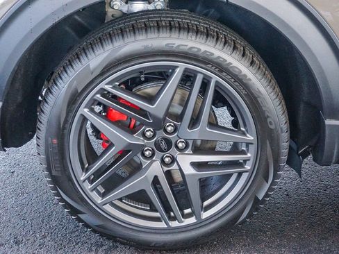 New 2026 Ford Explorer ST image 8