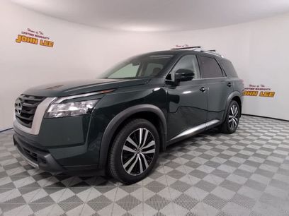 Used 2024 Nissan Pathfinder Platinum w/ Cargo Package