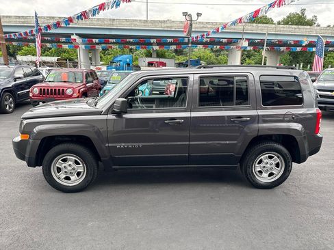 Used 2015 Jeep Patriot Sport AWD/4WD image 7