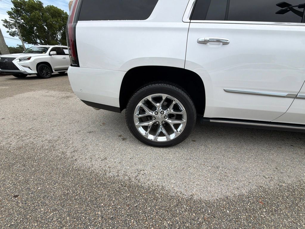 Used 2019 Cadillac Escalade Platinum AWD/4WD image 8