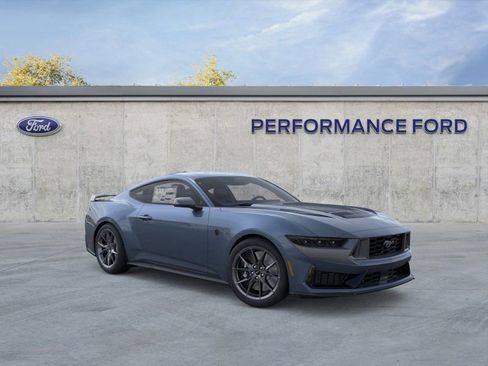 New 2025 Ford Mustang Dark Horse image 7