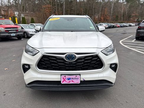 Used 2020 Toyota Highlander XLE image 13