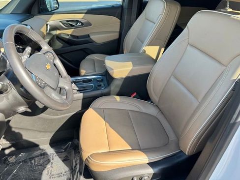 Used 2022 Chevrolet Traverse Premier w/ LPO, Floor Liner Package image 5