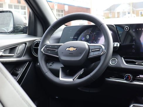 New 2026 Chevrolet Equinox LT image 40