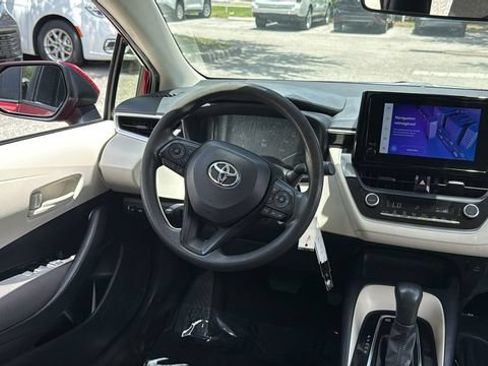 Used 2023 Toyota Corolla LE FWD image 14