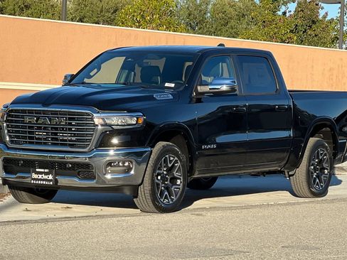 New 2026 RAM 1500 Laramie AWD/4WD image 8