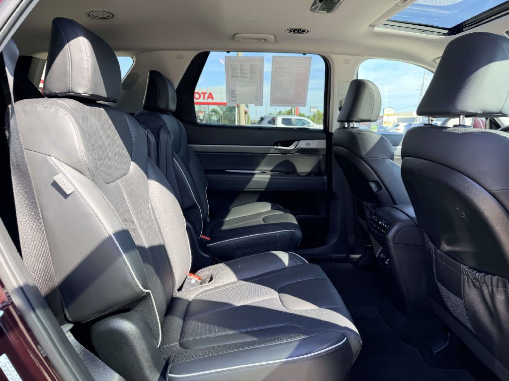 Used 2023 Hyundai Palisade SEL w/ Premium Package AWD/4WD image 15