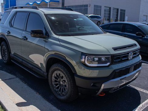 Used 2026 Honda Passport TrailSport image 3