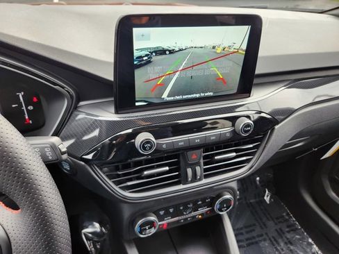 New 2026 Ford Escape ST-Line w/ Cold Weather Package image 8