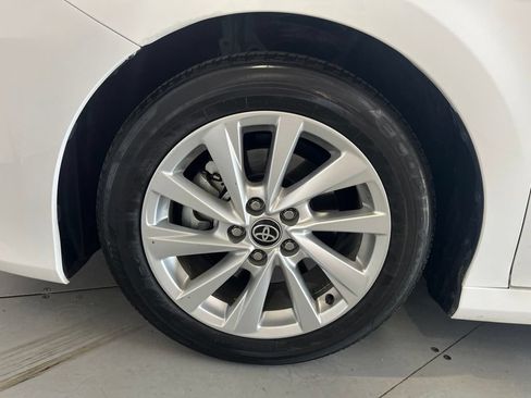 Used 2023 Toyota Camry LE FWD image 14