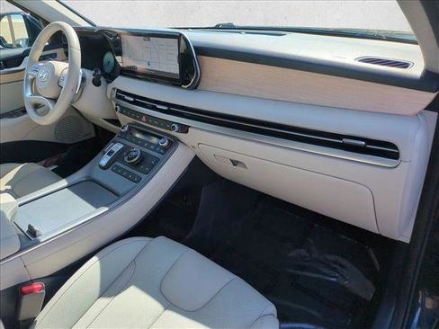 Used 2024 Hyundai Palisade Limited image 24