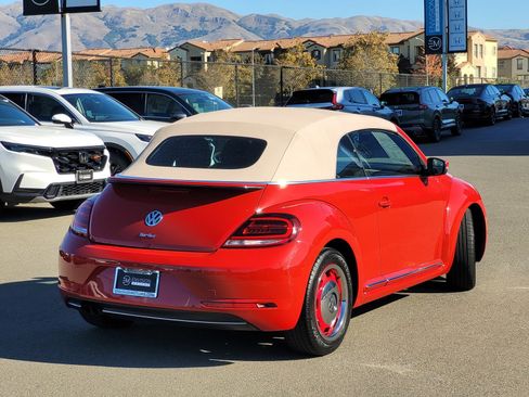 Used 2018 Volkswagen Beetle 2.0T S image 5