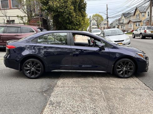 Used 2023 Toyota Corolla SE FWD image 6