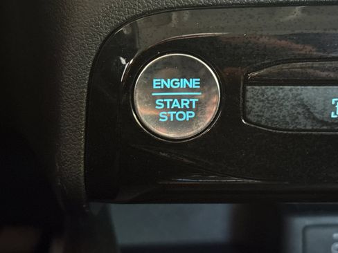 Used 2025 Ford Escape Platinum AWD/4WD image 30