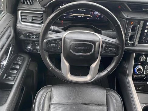 Used 2022 GMC Yukon Denali AWD/4WD image 7