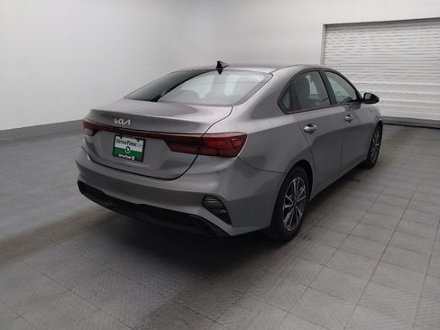 Used 2023 Kia Forte LXS w/ LXS Technology Package FWD image 9