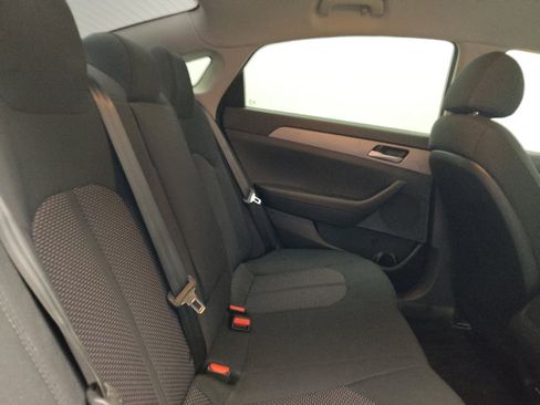 Used 2019 Hyundai Sonata SE FWD image 19