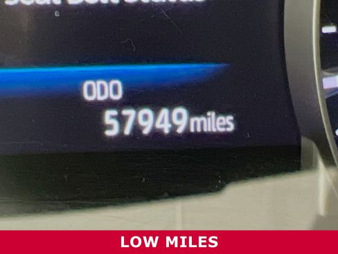 Used 2023 Toyota Highlander LE image 17