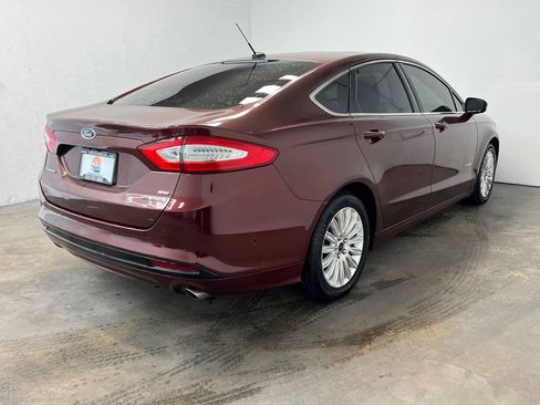 Used 2016 Ford Fusion SE w/ Equipment Group 502A FWD image 4