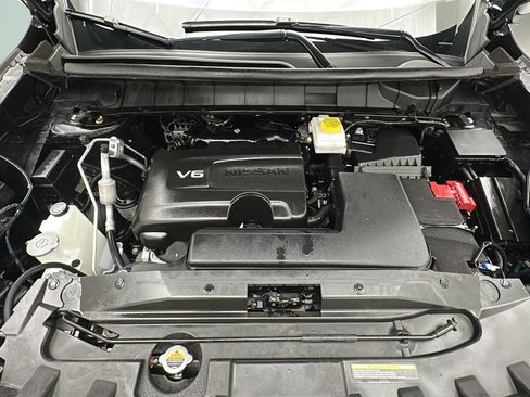 Used 2024 Nissan Pathfinder SL w/ SL Premium Package AWD/4WD image 23