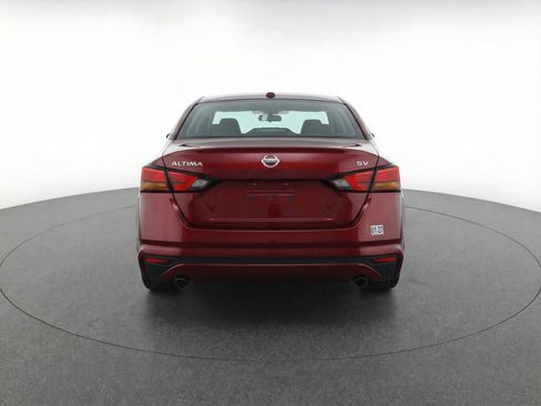 Used 2024 Nissan Altima 2.5 SV image 7