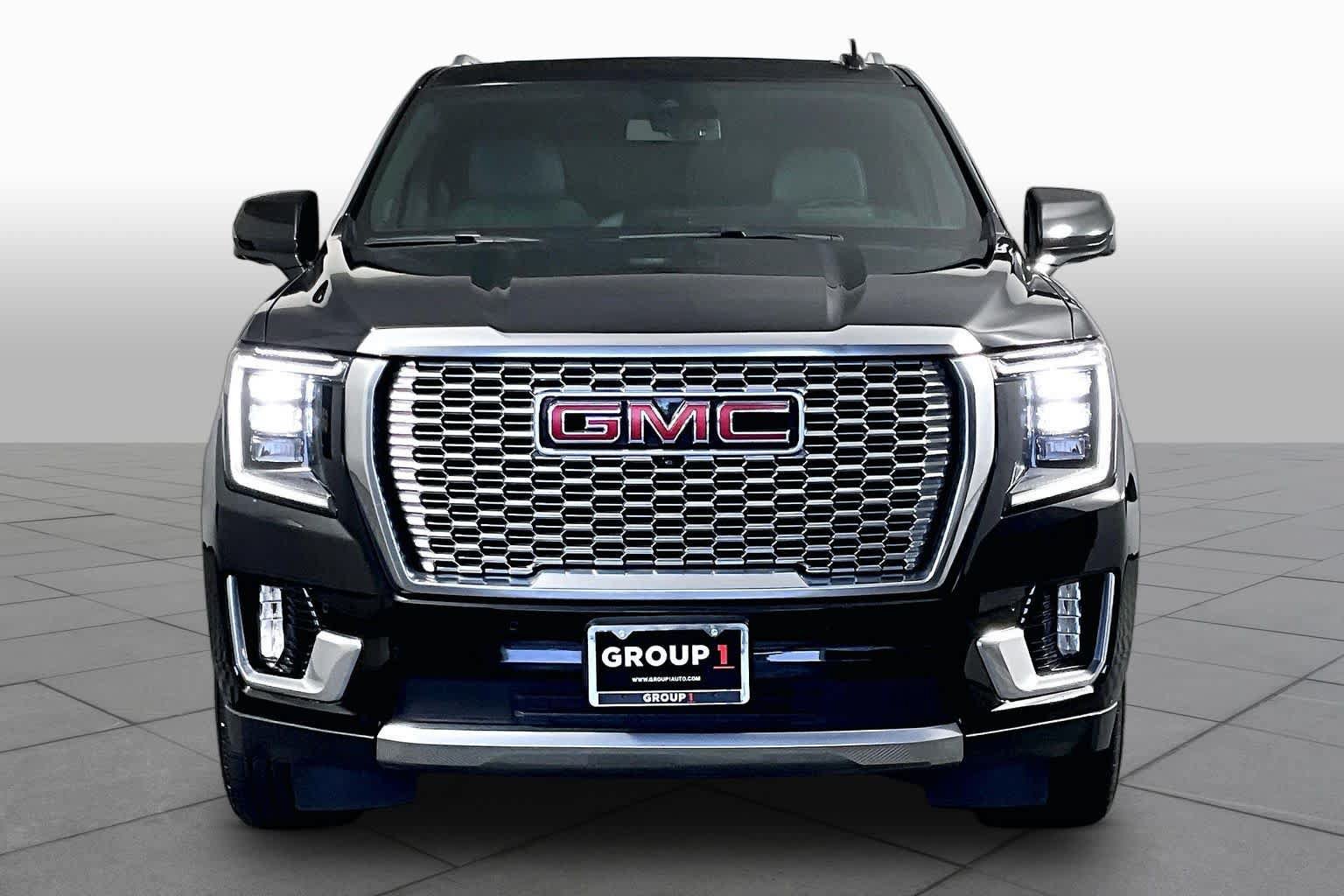 Used 2022 GMC Yukon Denali AWD/4WD image 4