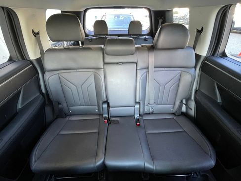 Used 2025 Hyundai Santa Fe SEL FWD image 41
