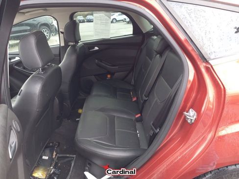 Used 2018 Ford Focus Titanium w/ Titanium Technology Package image 21