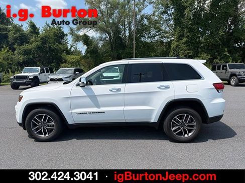 Used 2020 Jeep Grand Cherokee Limited w/ Premium Lighting Group AWD/4WD image 6