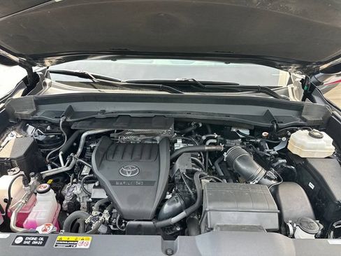 Used 2024 Toyota Grand Highlander AWD Hybrid image 29