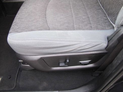 Used 2018 RAM 1500 Big Horn image 14