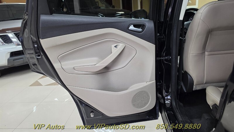 Used 2019 Ford Escape SEL FWD image 13
