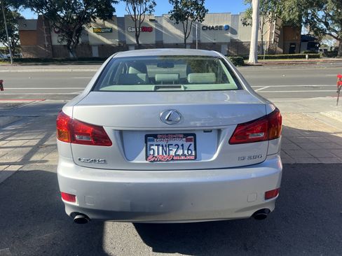 Used 2006 Lexus IS 250 image 4