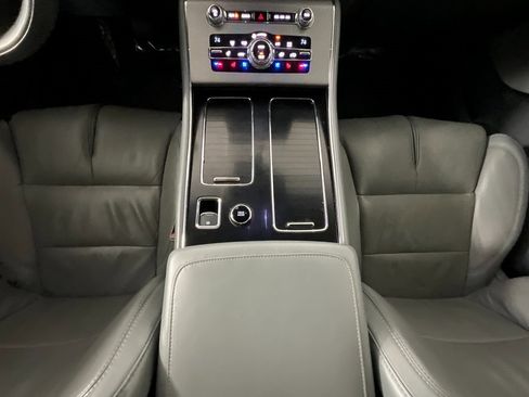 Used 2020 Lincoln Aviator Reserve w/ Equipment Group 201A image 14