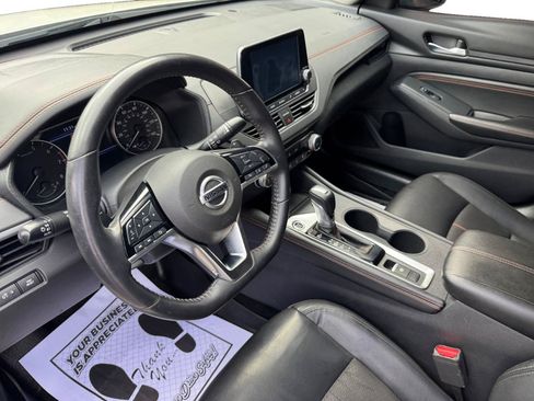 Used 2020 Nissan Altima 2.5 SR AWD/4WD image 3
