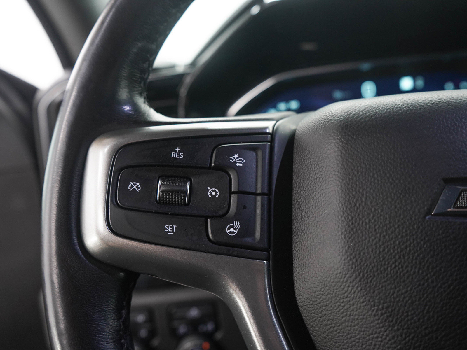 Used 2022 Chevrolet Silverado 1500 RST AWD/4WD image 26