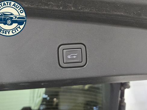 Used 2024 Cadillac Lyriq Tech w/ Driver Assist Package AWD/4WD image 35