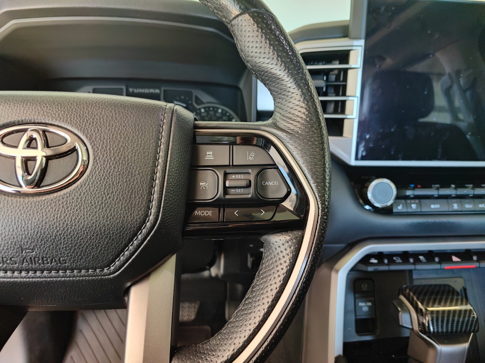Used 2023 Toyota Tundra Limited AWD/4WD image 16