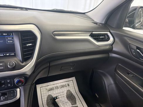 Used 2023 GMC Acadia SLT AWD/4WD image 9